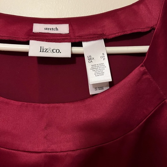 Ladies blouse - Picture 2 of 3